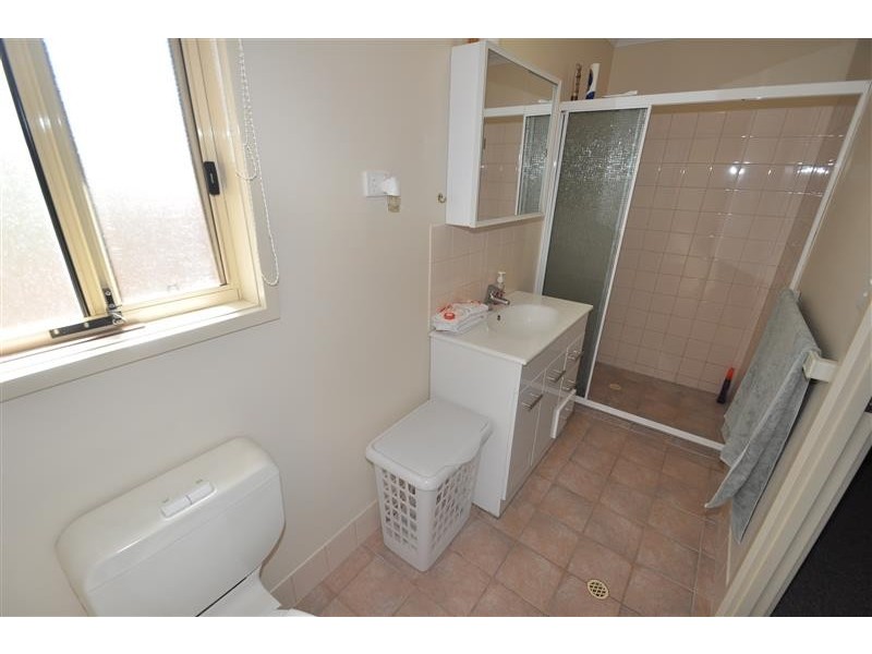 8 Eremopholia, Roxby Downs SA 5725