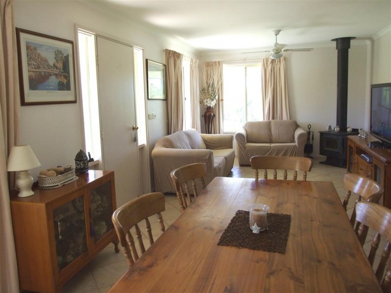 23 Downer Ave, Lyrup SA 5343