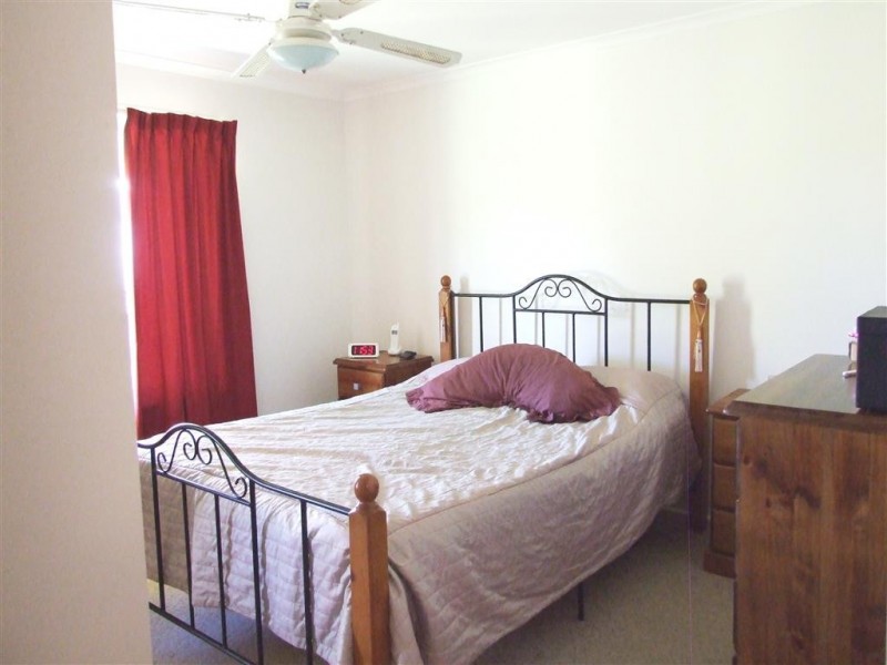23 Downer Ave, Lyrup SA 5343