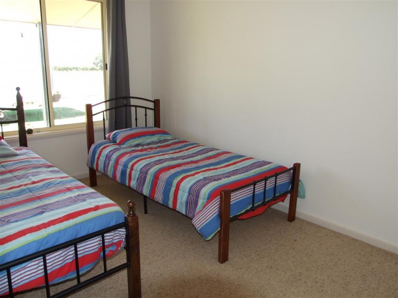 23 Downer Ave, Lyrup SA 5343