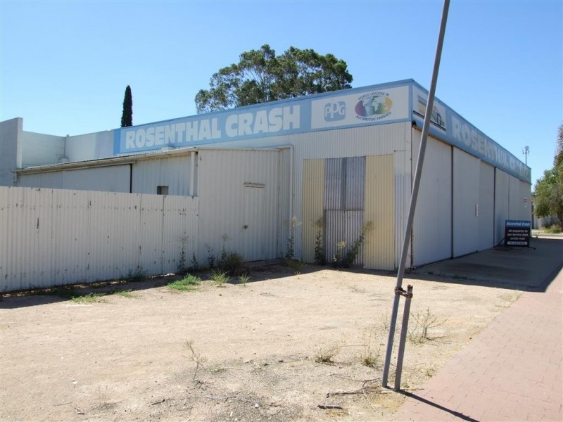182 Fourteenth St, Renmark SA 5341