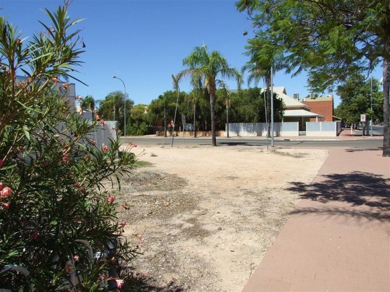 182 Fourteenth St, Renmark SA 5341