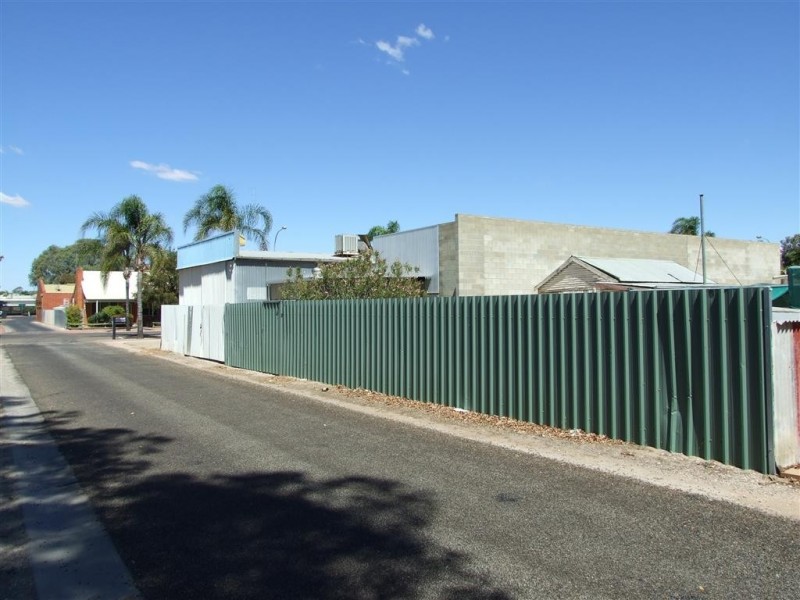 182 Fourteenth St, Renmark SA 5341
