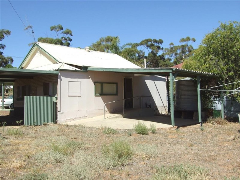 11 Pascoe Tce, Barmera SA 5345