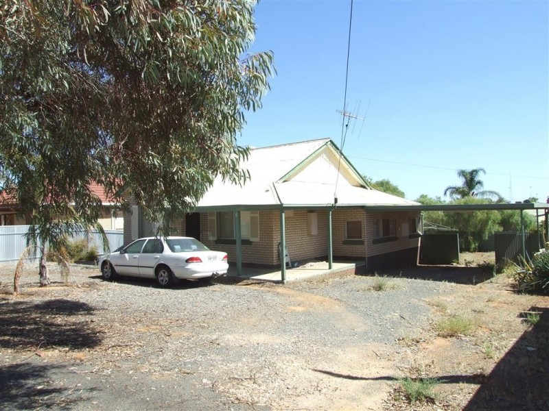 11 Pascoe Tce, Barmera SA 5345