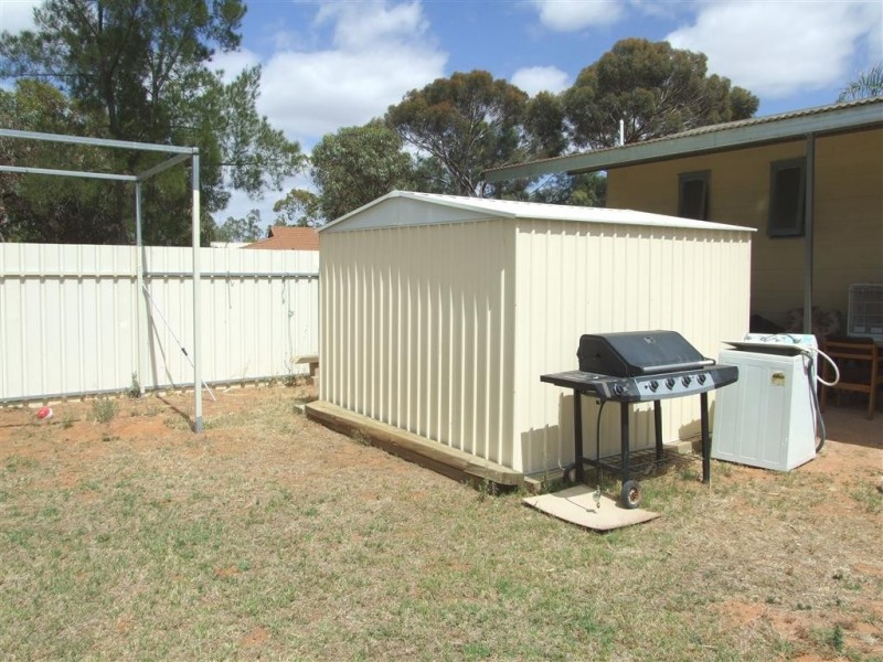 18 Murray Price Dr, Renmark SA 5341