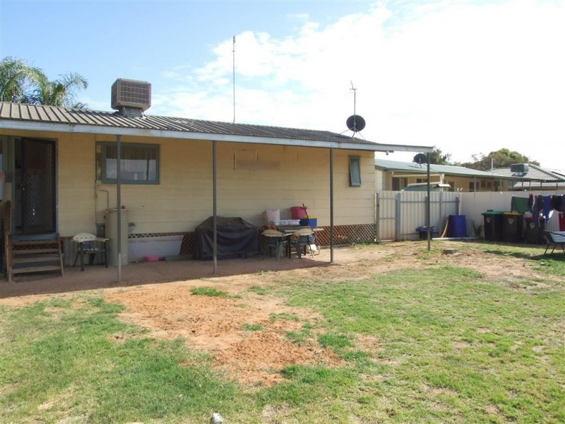 18 Murray Price Dr, Renmark SA 5341