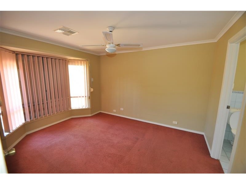 9A and 9B Cacatua Close, Roxby Downs SA 5725
