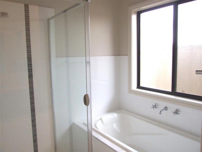 4 Pike St, Paringa SA 5340