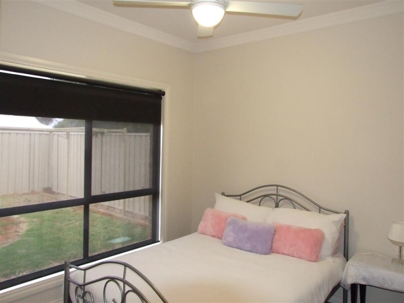 4 Pike St, Paringa SA 5340