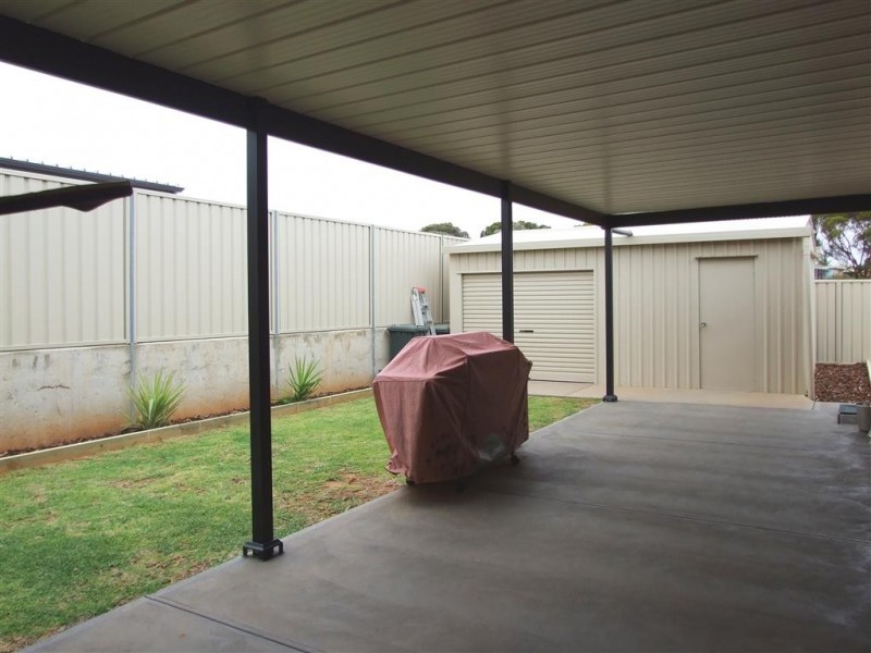 4 Pike St, Paringa SA 5340