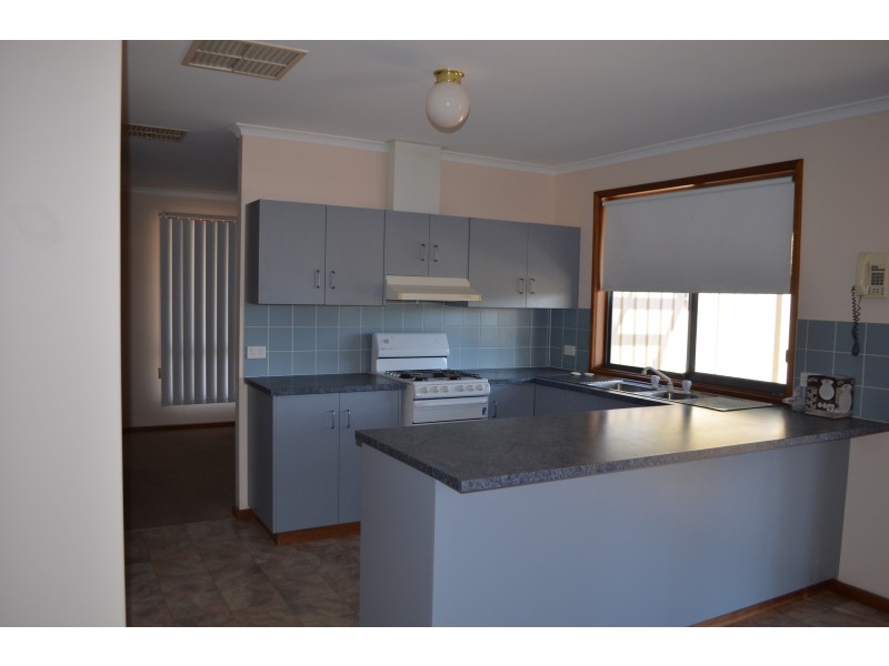 11 Quandong Street, Roxby Downs SA 5725 Floorplan