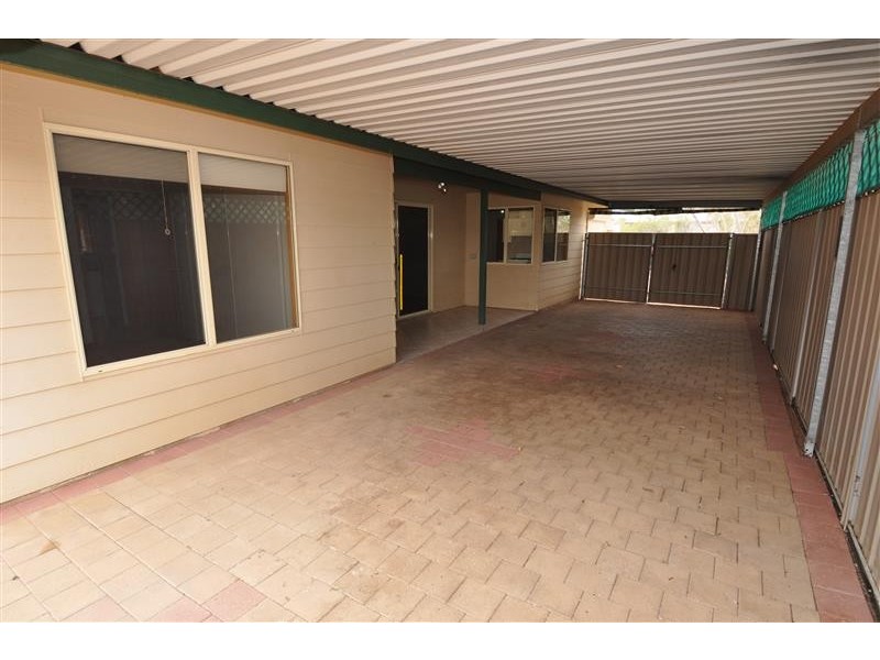 29A Finniss, Roxby Downs SA 5725