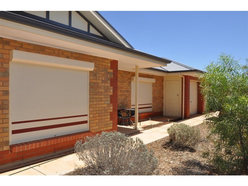 26 Swainsona Street, Roxby Downs SA 5725