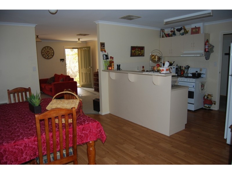 10 Emeroo Court, Roxby Downs SA 5725