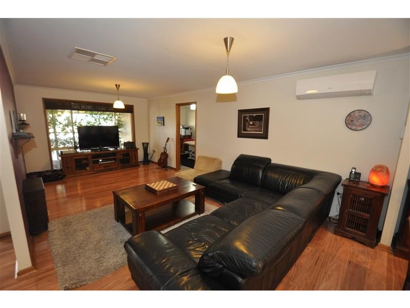 45 Arcoona St, Roxby Downs SA 5725