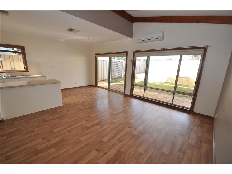 24B Finniss Street, Roxby Downs SA 5725