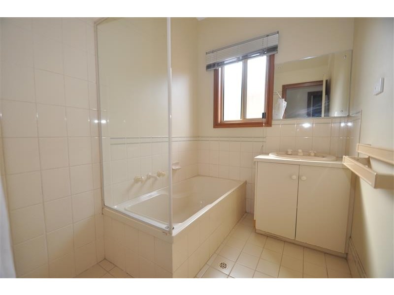 24B Finniss Street, Roxby Downs SA 5725