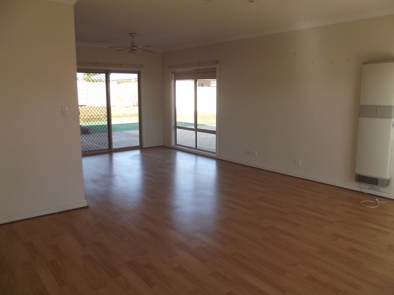 14 Mulga Court, Roxby Downs SA 5725