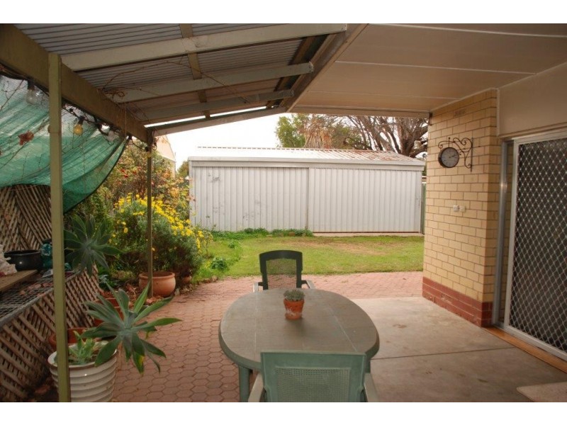 20 Twelfth St, Renmark SA 5341