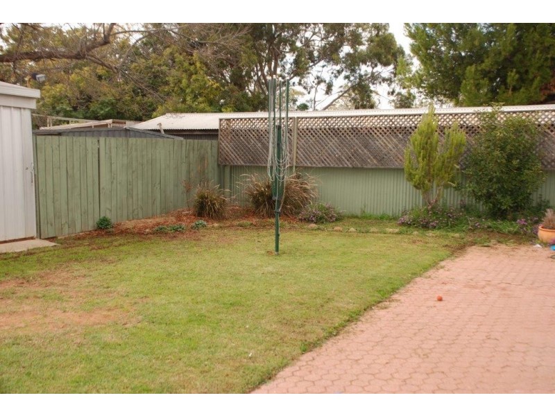 20 Twelfth St, Renmark SA 5341
