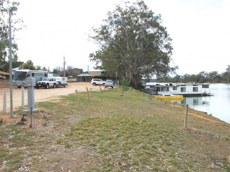396 Riverview Dr, Berri SA 5343