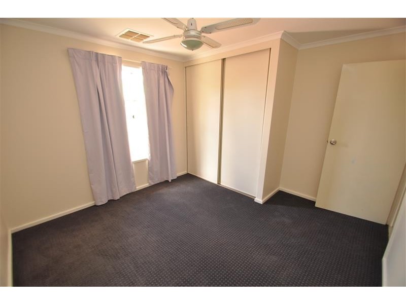1 Irrapatana Street, Roxby Downs SA 5725