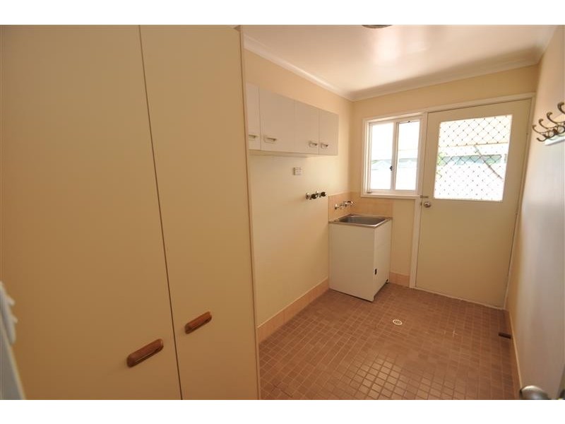 1 Irrapatana Street, Roxby Downs SA 5725