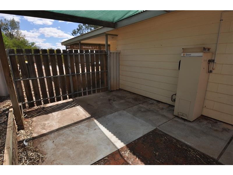 1 Irrapatana Street, Roxby Downs SA 5725