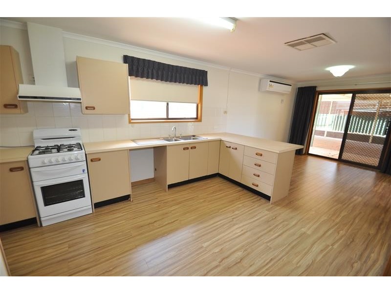 109 Stuart Road, Roxby Downs SA 5725