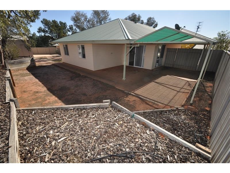 10 melaleuca Court, Roxby Downs SA 5725