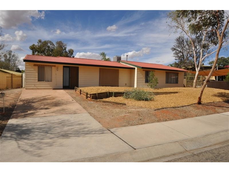 11 Alberrie, Roxby Downs SA 5725