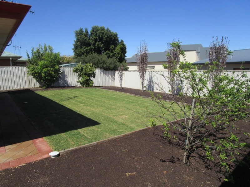 8 Fisher Drive, Berri SA 5343