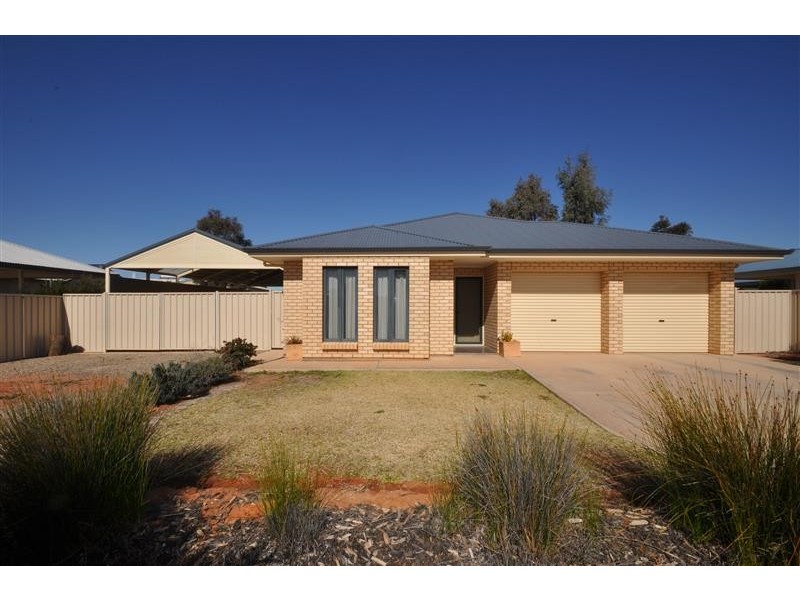 70 Tiliqua Crescent, Roxby Downs SA 5725