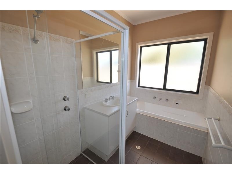 70 Tiliqua Crescent, Roxby Downs SA 5725