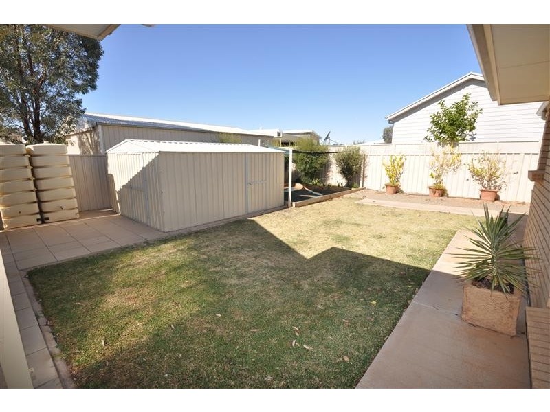 70 Tiliqua Crescent, Roxby Downs SA 5725
