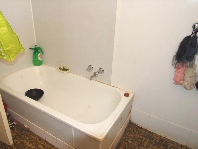 8 Paddick St, Berri SA 5343