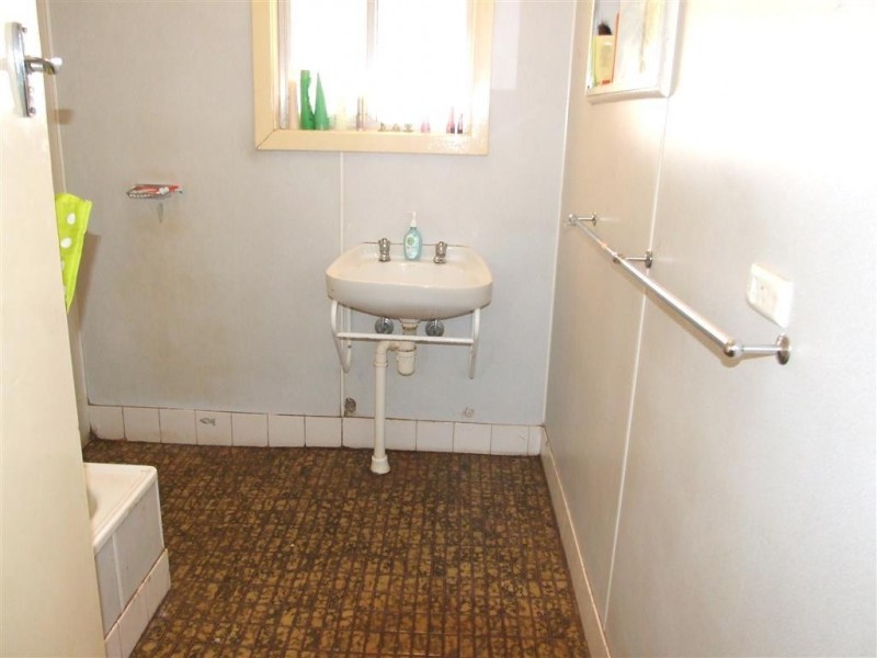 8 Paddick St, Berri SA 5343