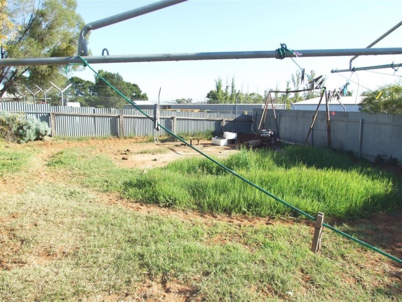 8 Paddick St, Berri SA 5343