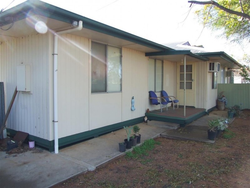 8 Paddick St, Berri SA 5343