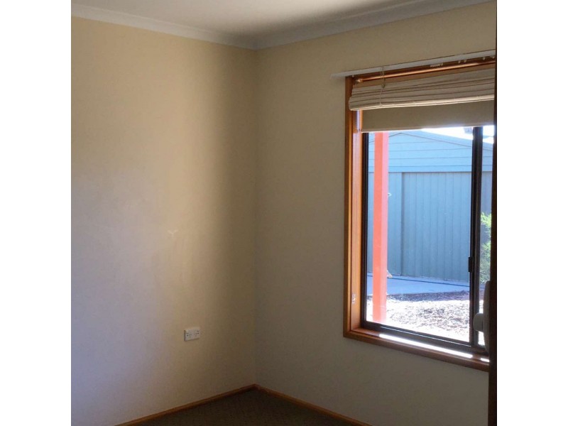 15 Mulgaria Street, Roxby Downs SA 5725