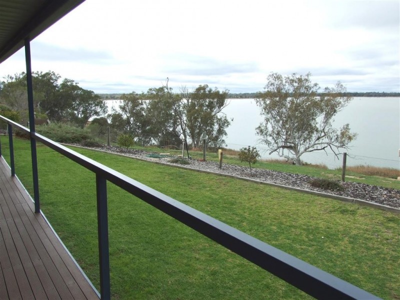 37 Albrecht Rd, Kingston On Murray SA 5331