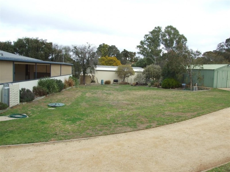 37 Albrecht Rd, Kingston On Murray SA 5331