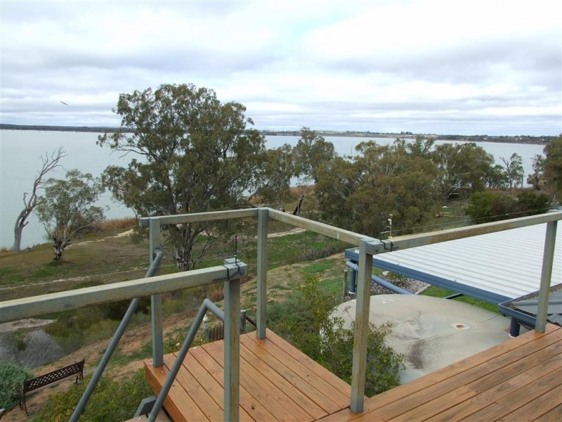 37 Albrecht Rd, Kingston On Murray SA 5331