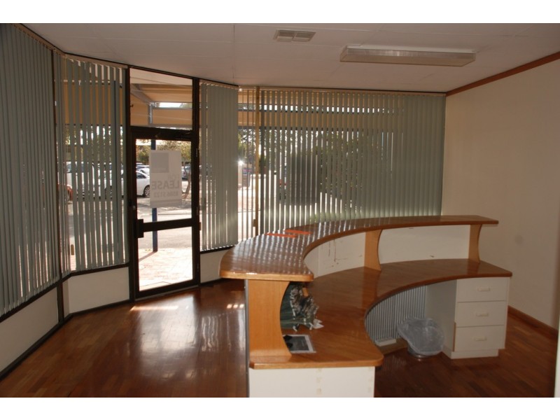 Suite 6, 32 Renmark Ave, Renmark SA 5341