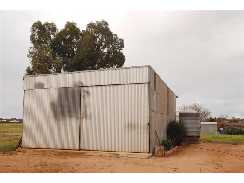 28 Rebbeck Rd Monash via, Berri SA 5343