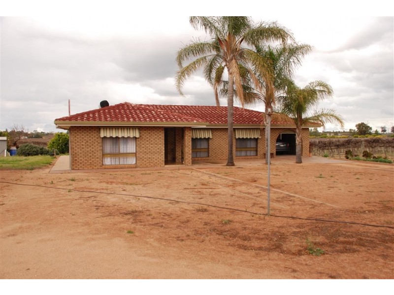28 Rebbeck Rd Monash via, Berri SA 5343