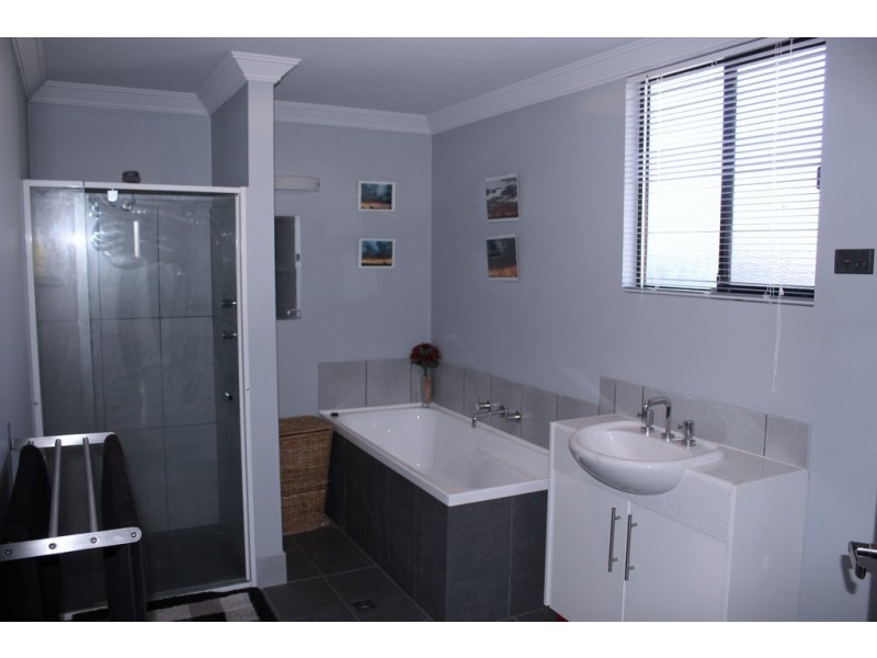 76 Cuttle Street, Renmark SA 5341