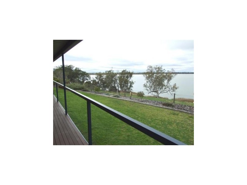37 Albrecht Road, Kingston On Murray SA 5331