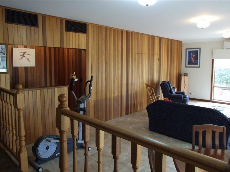 7 Scott Ave, Barmera SA 5345
